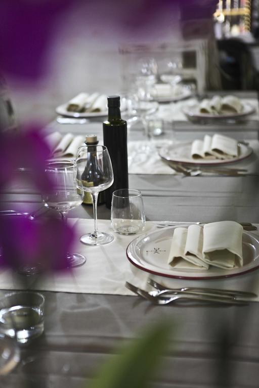 Abas Ristorante Pizzeria Affittacamere Ales 외부 사진